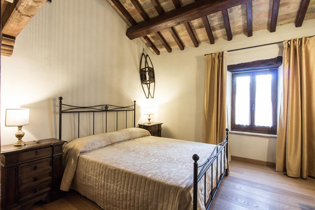 Montecchio  Domus In Castro B&B 객실 사진